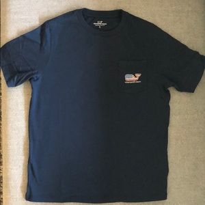 Vineyard Vines T-shirt